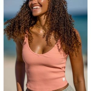 Vuori ribbed crop cross strap tank top - M / Cinnamon